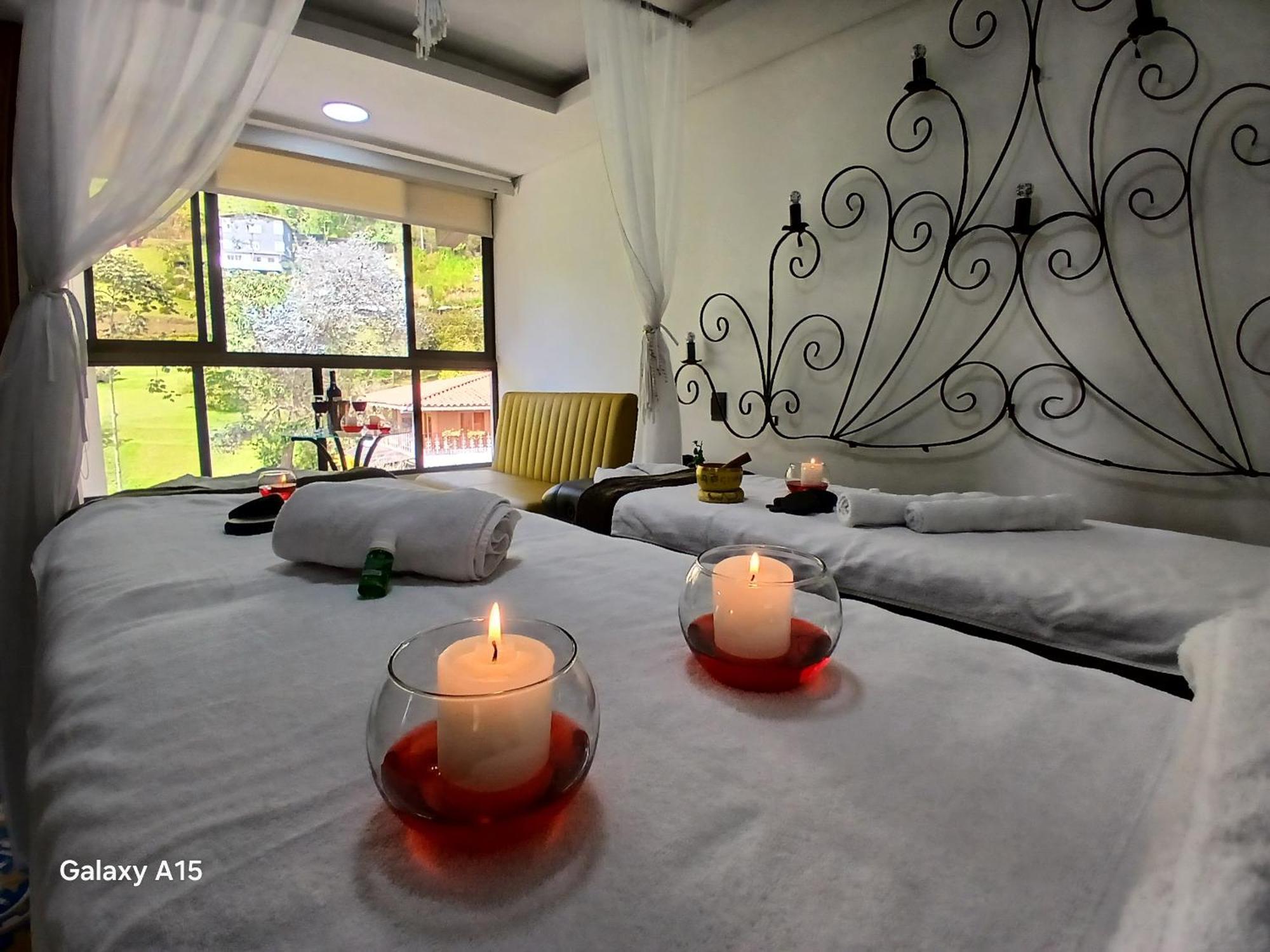 Piedra Del Penol Hotel Guatapé エクステリア 写真